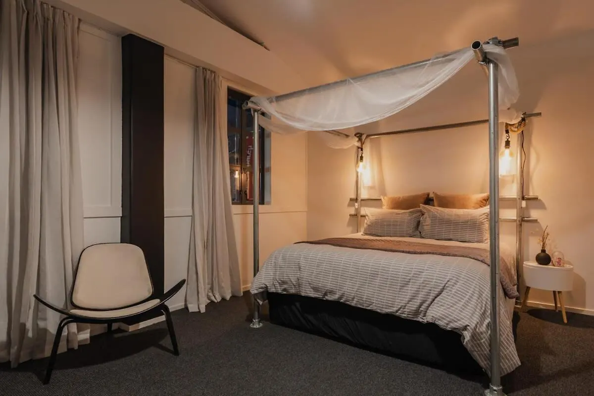 Apartment Central City Loft - Sleeps 10 Christchurch
